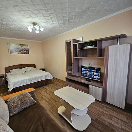 Lux Apartment On Potanina 19 Ustʼ-Kamenogorsk Dış mekan fotoğraf